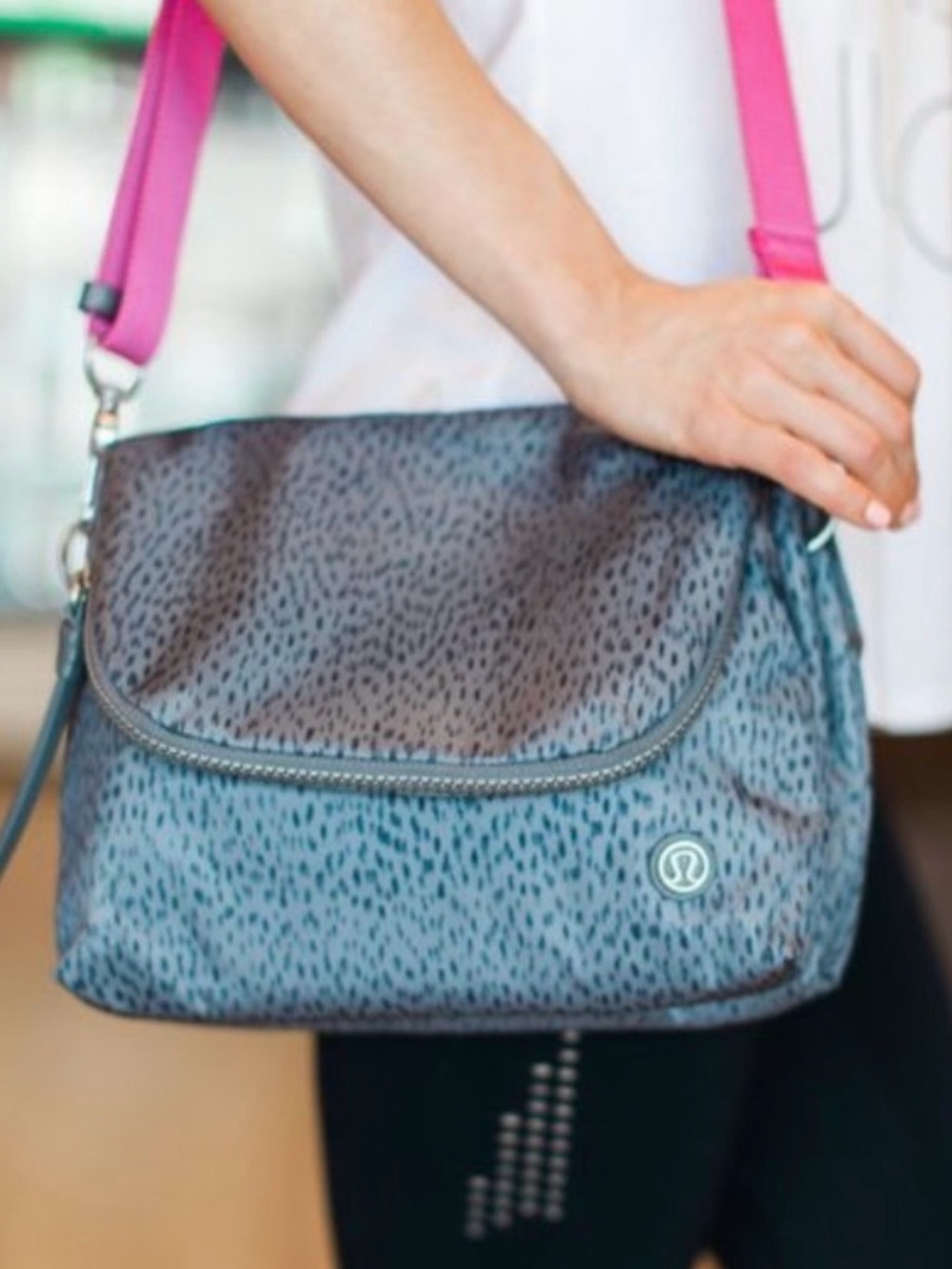 Lululemon Party Om Crossbody Bag/Dottie Dash Slate Black Gray/Magenta Pink Strap